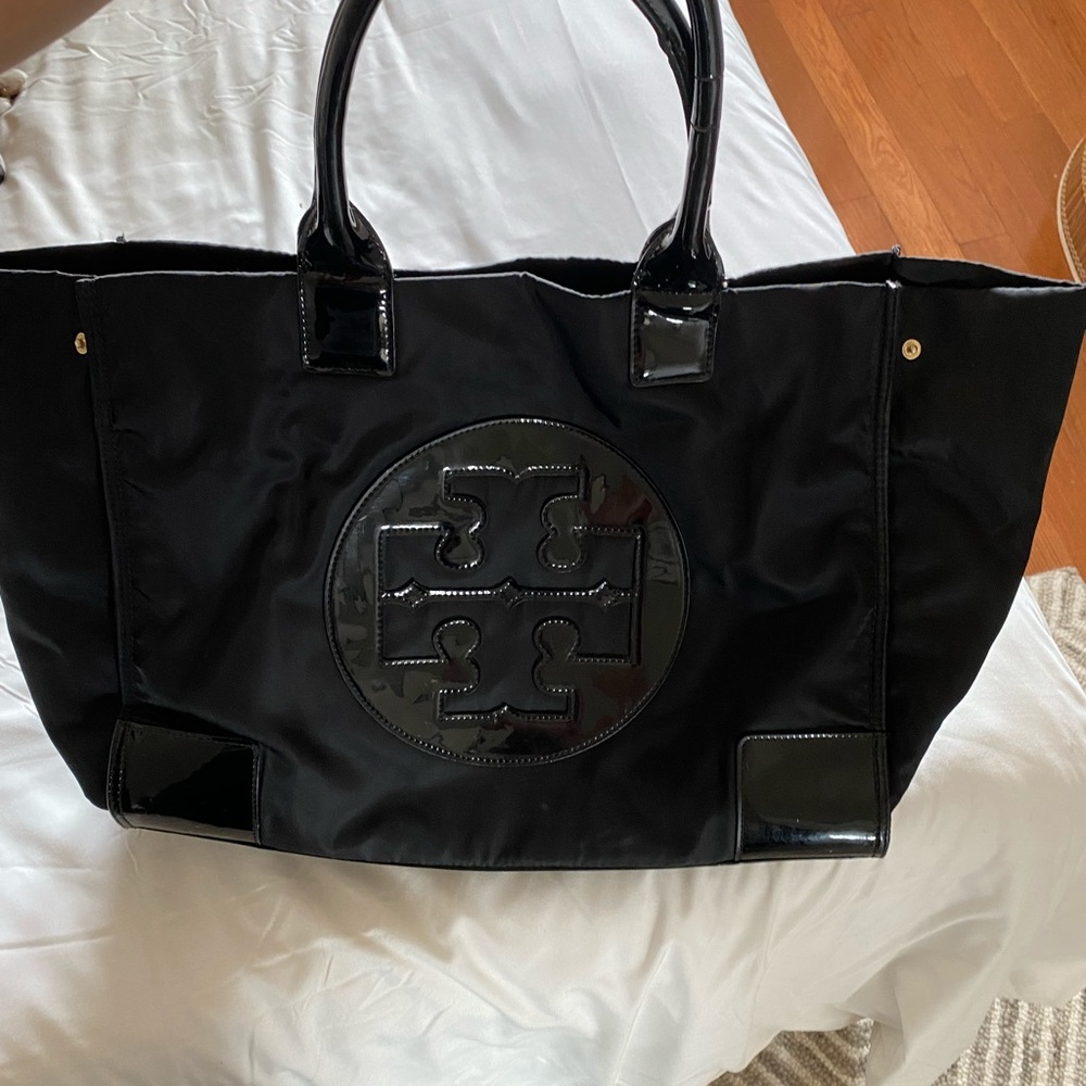 Black Tory Burch tote
